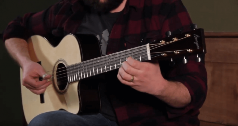 article: Bourgeois Guitars | Legacy Series 00/C Soloist