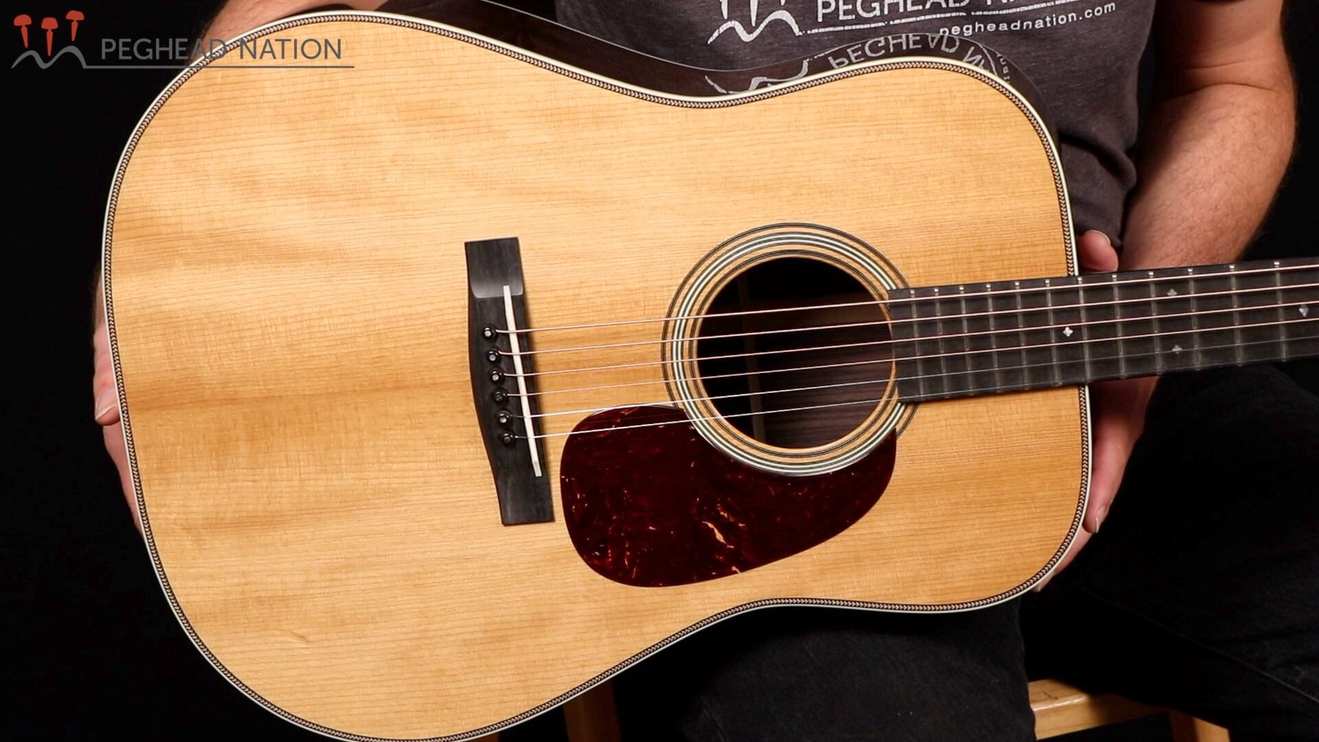 Huss and shop dalton dreadnought