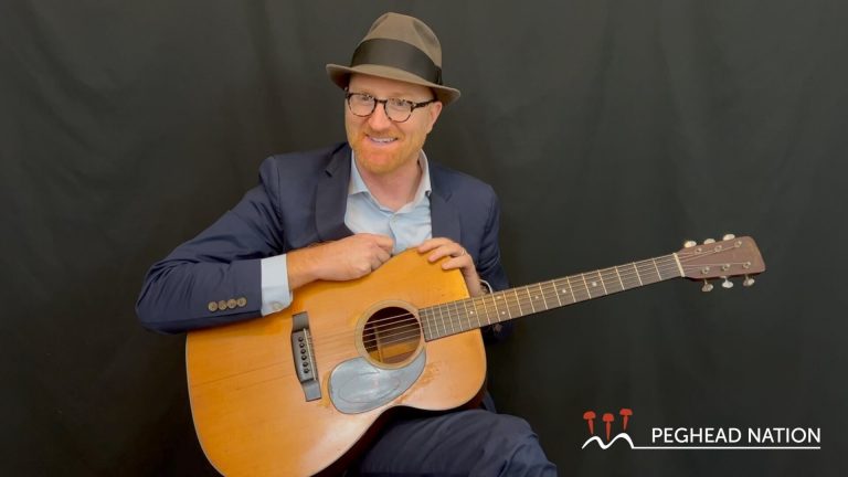 article: 1963 Martin 000-18