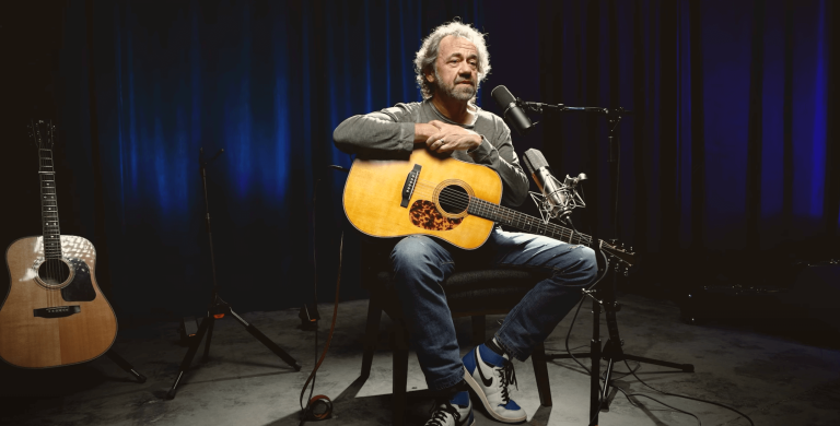 Dan Tyminski on the HiFi Duet | L.R. Baggs