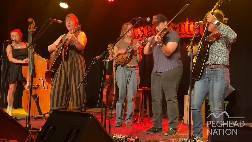 Della Mae 2025 Sweetwater Music Hall Peghead Nation
